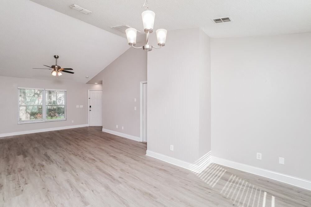 602 Cape Cod Cir - Photo 6 of 16