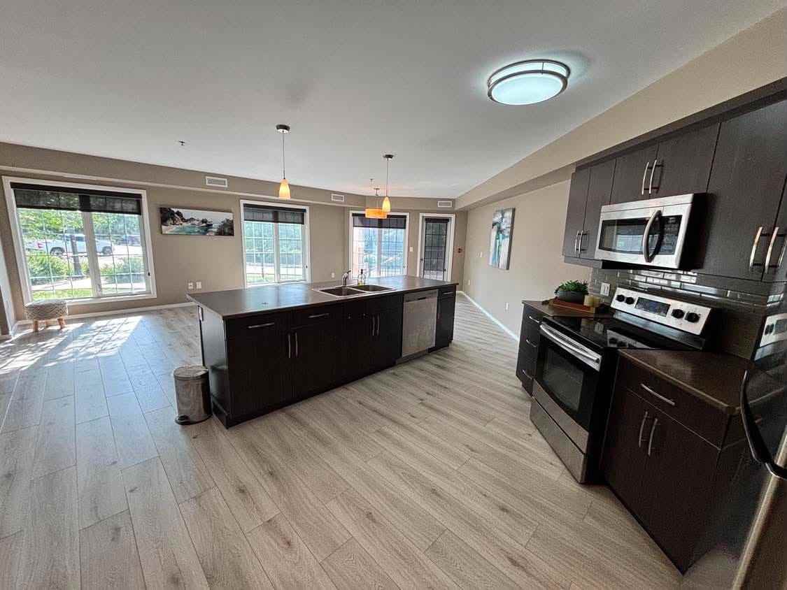 25 Bridgeland Drive North Condos - Photo 2 of 17