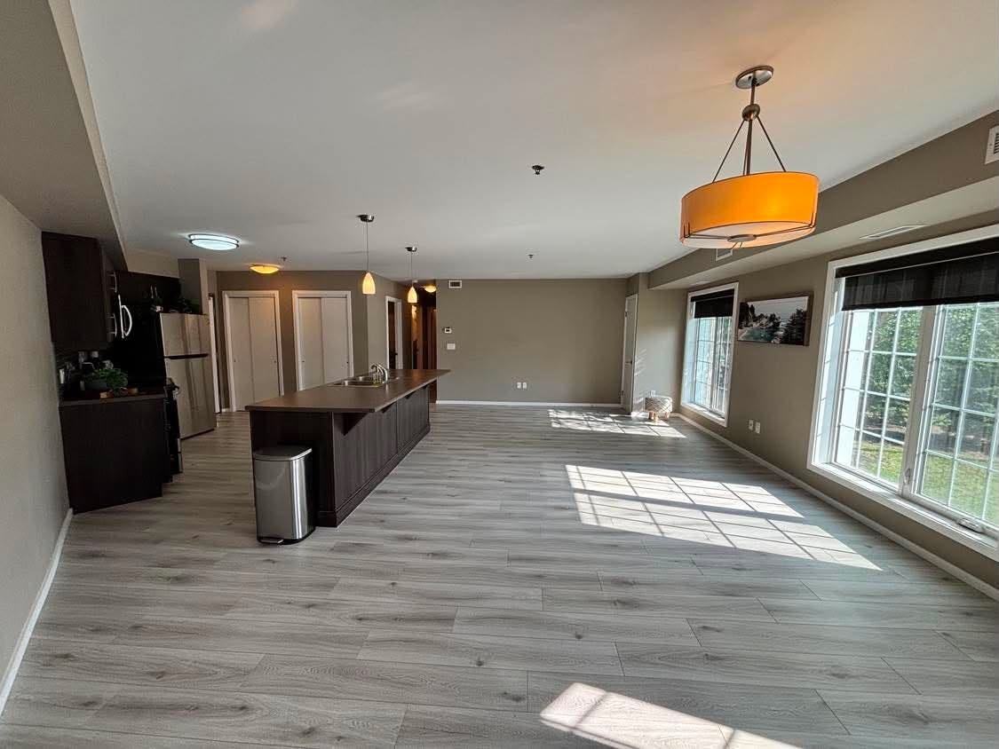 25 Bridgeland Drive North Condos - Photo 3 of 17