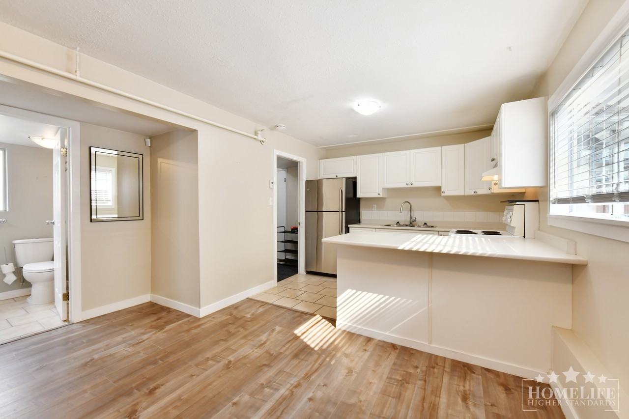 20844 Douglas Cres - Photo 6 of 15