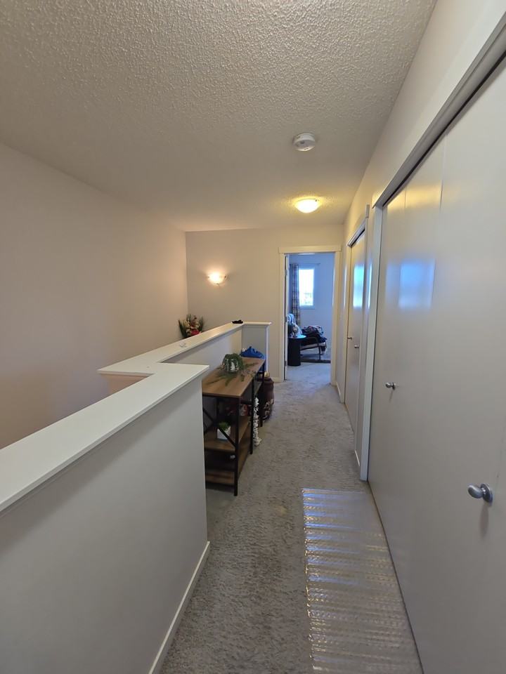 2622 16 St Nw - Photo 6 of 16