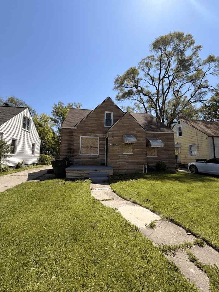 19436 Caldwell St #1 - Photo 2 of 11