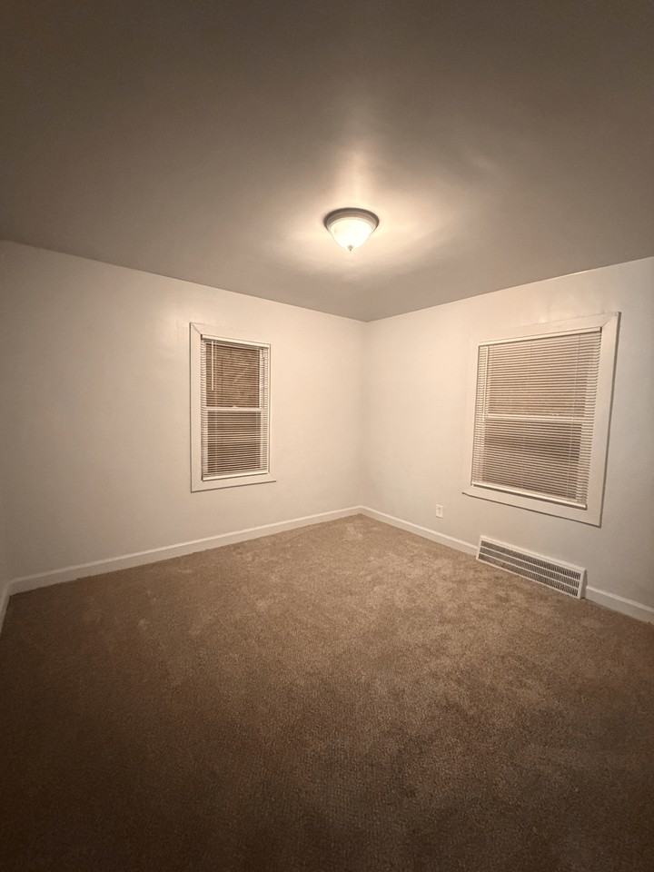 19436 Caldwell St #1 - Photo 6 of 11