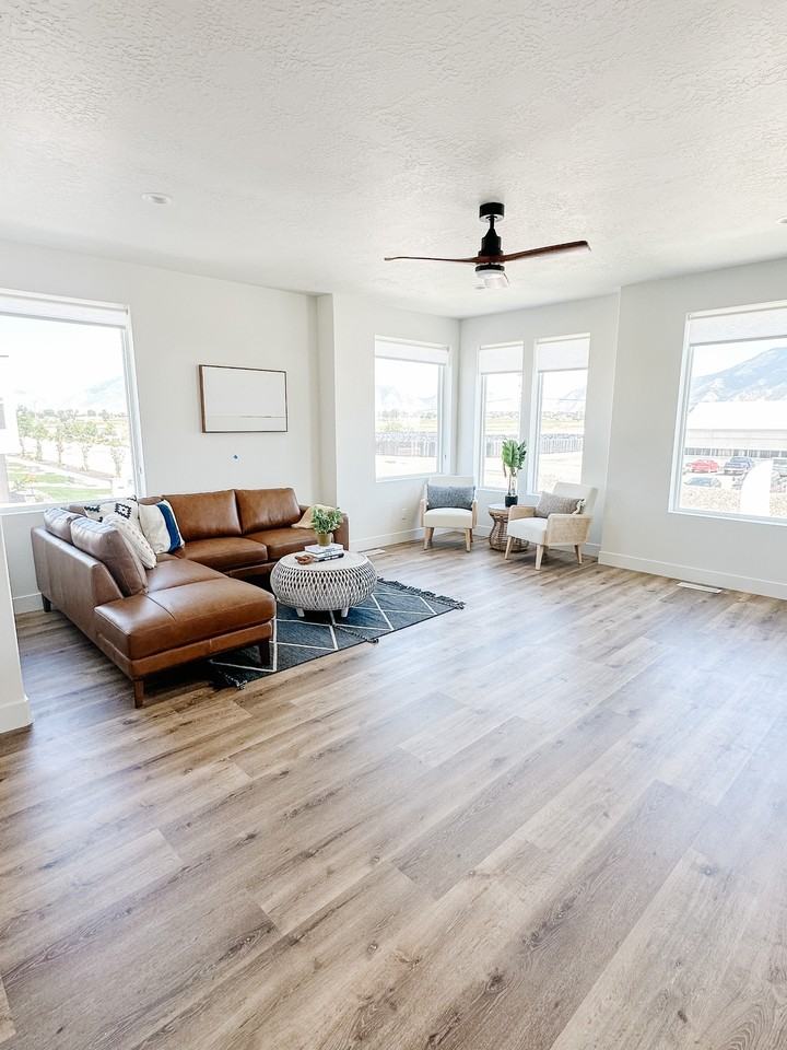 557 W 1810 N #24 - Photo 4 of 41