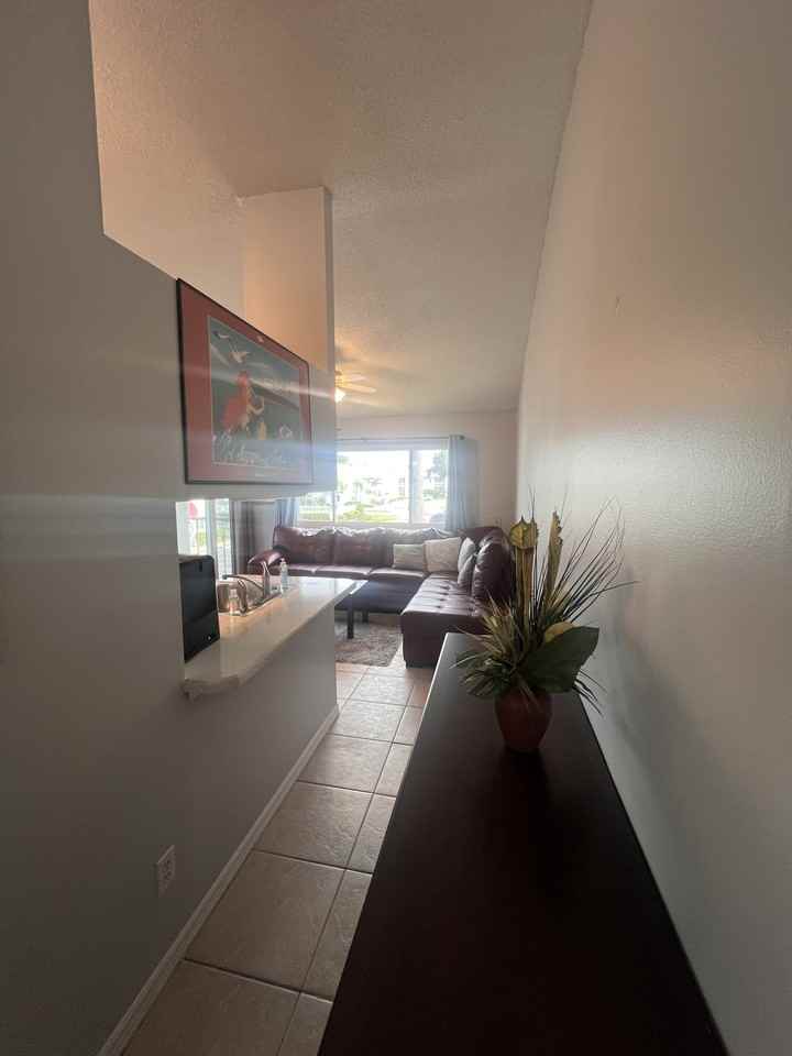 426 Beach Park Ln #1 - Photo 5 of 20