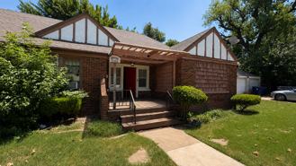 2116 N Villa Ave #1 - Photo 1 of 1