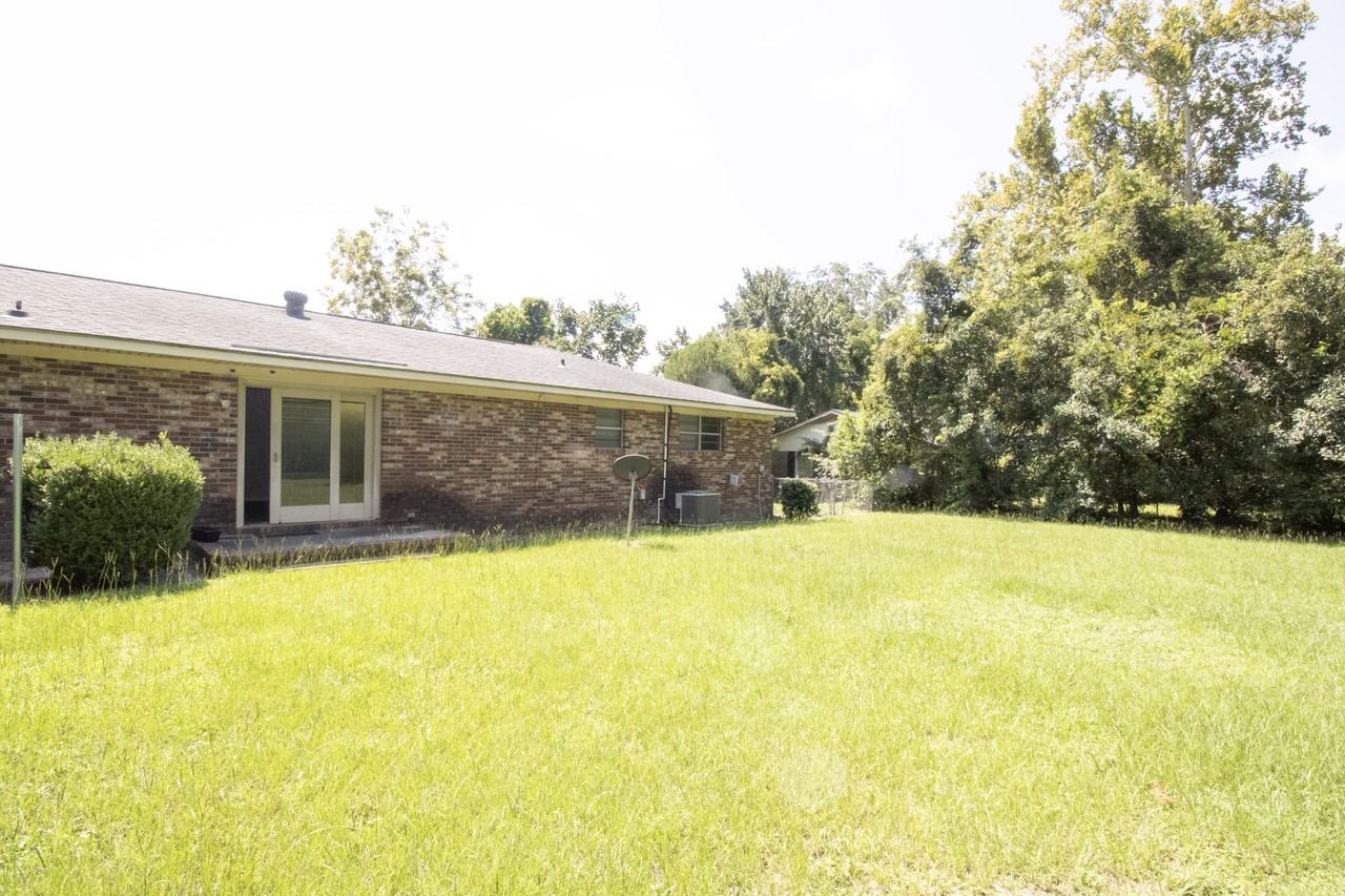217 Allenwood Dr #1 - Photo 3 of 12