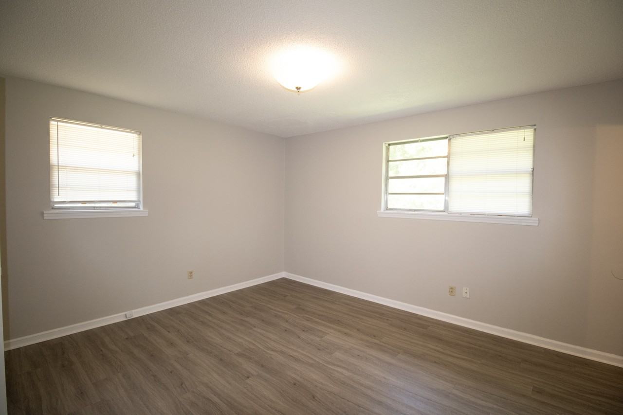 217 Allenwood Dr #1 - Photo 7 of 12