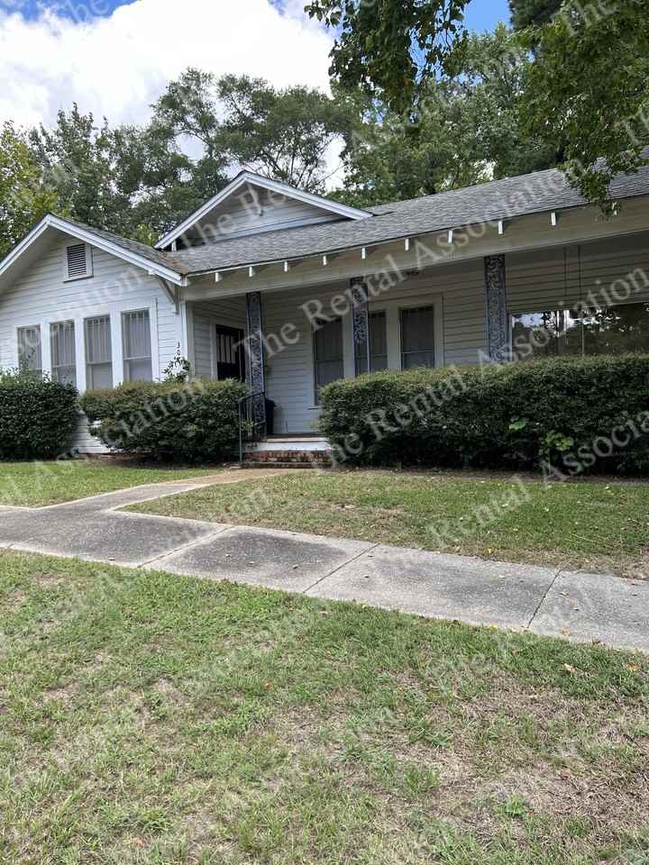 201 S Farmerville St #1 - Photo 2 of 19