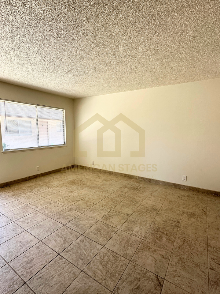 537 N S St #B - Photo 6 of 12