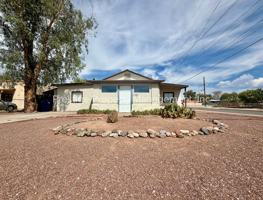 featured image of 3301 E Flower St