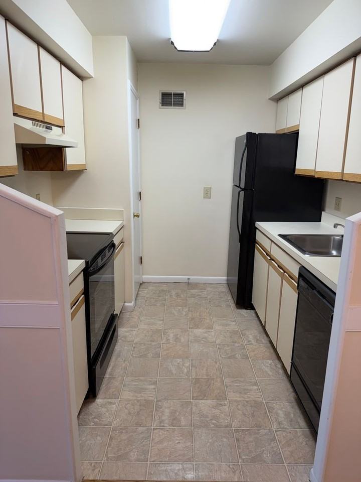 112 Turtle Creek Rd - Photo 5 of 19