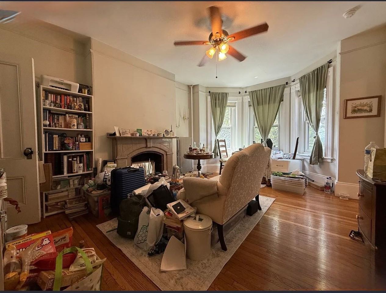 124 Summer St - Photo 5 of 6