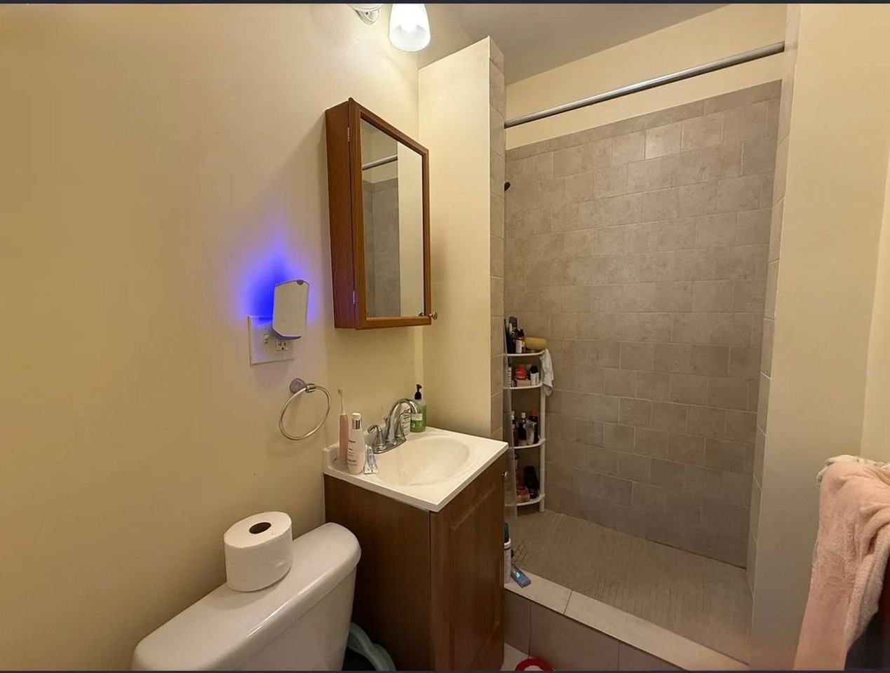 124 Summer St - Photo 6 of 6