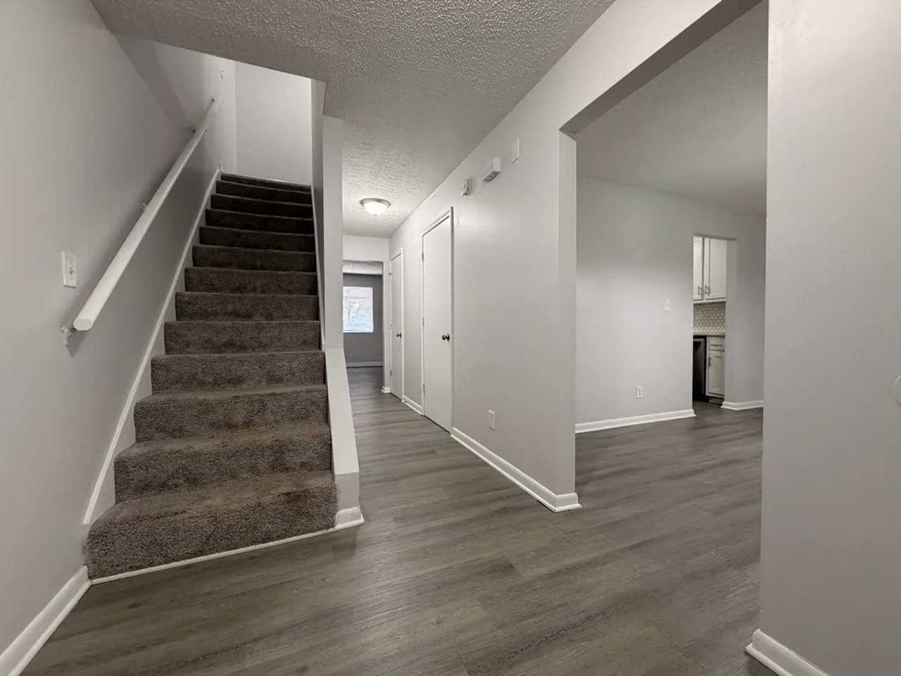 806 Palm St - Photo 6 of 15