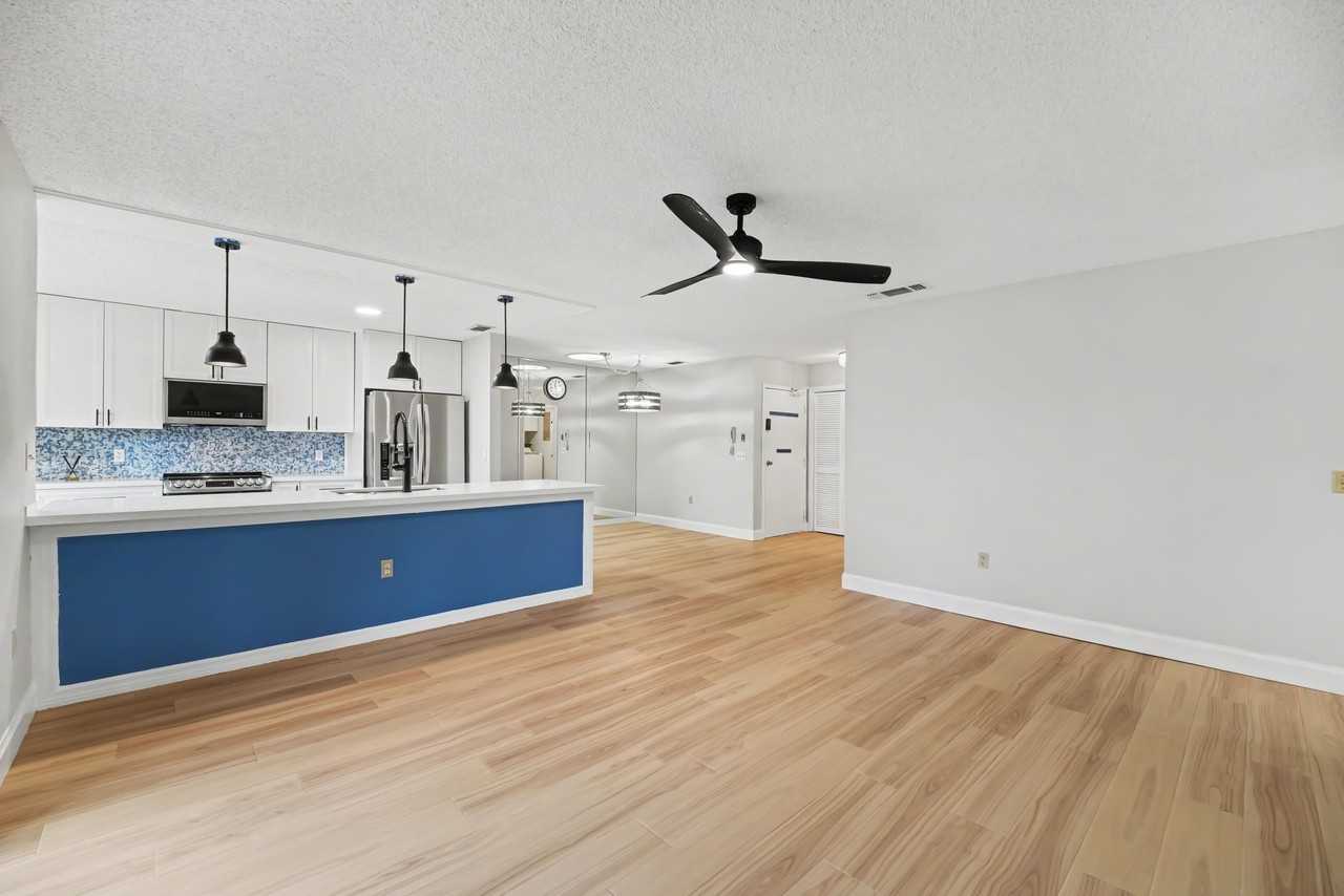 9000 York Ln #1 - Photo 3 of 9