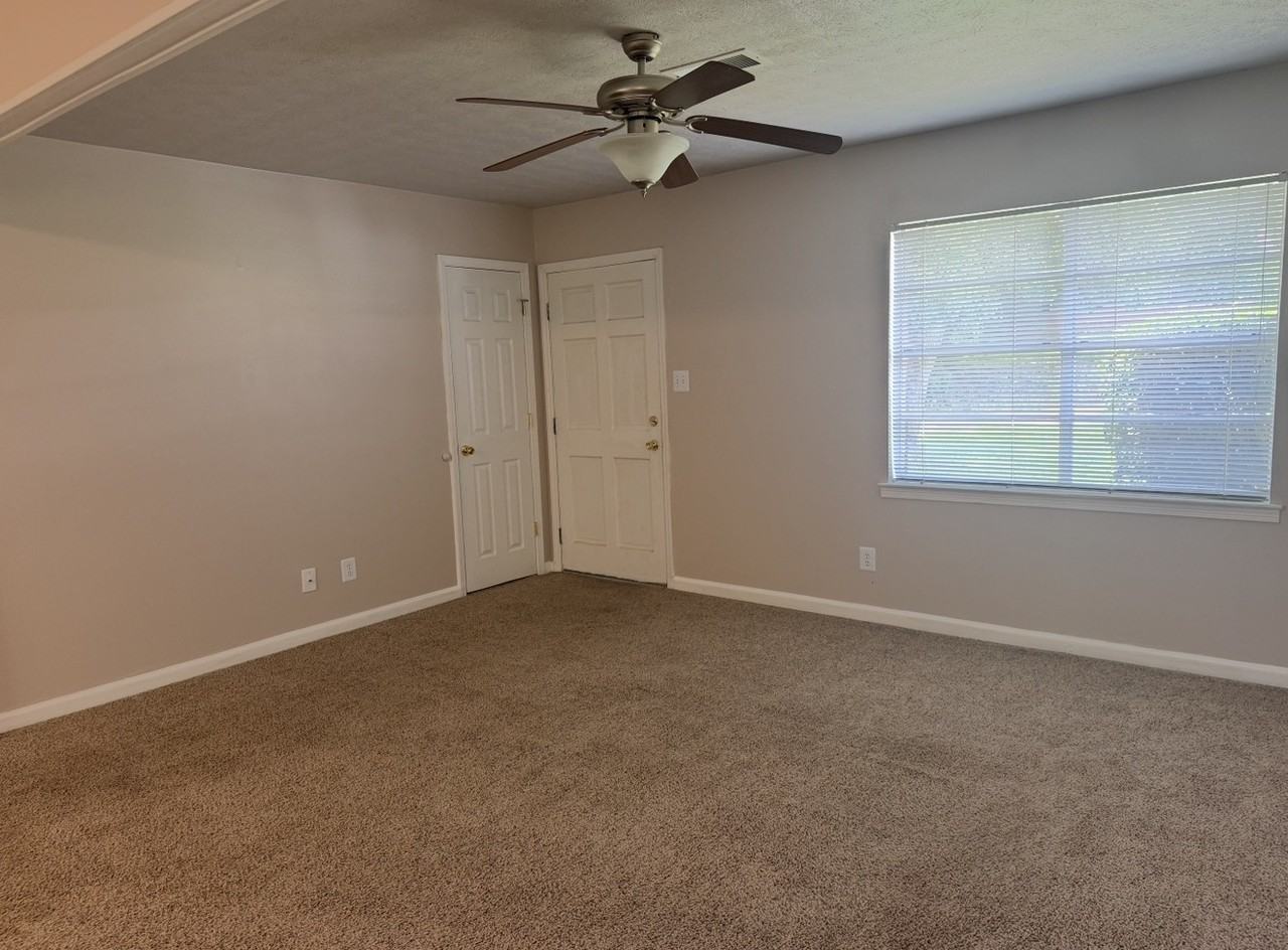 204 Magnolia DrivePrattville #36 - Photo 3 of 50
