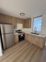 featured image of 910 Factory St #1