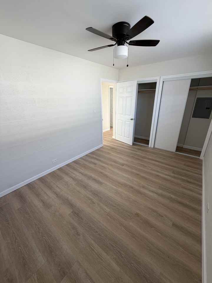 910 Factory St #1 - Photo 6 of 12