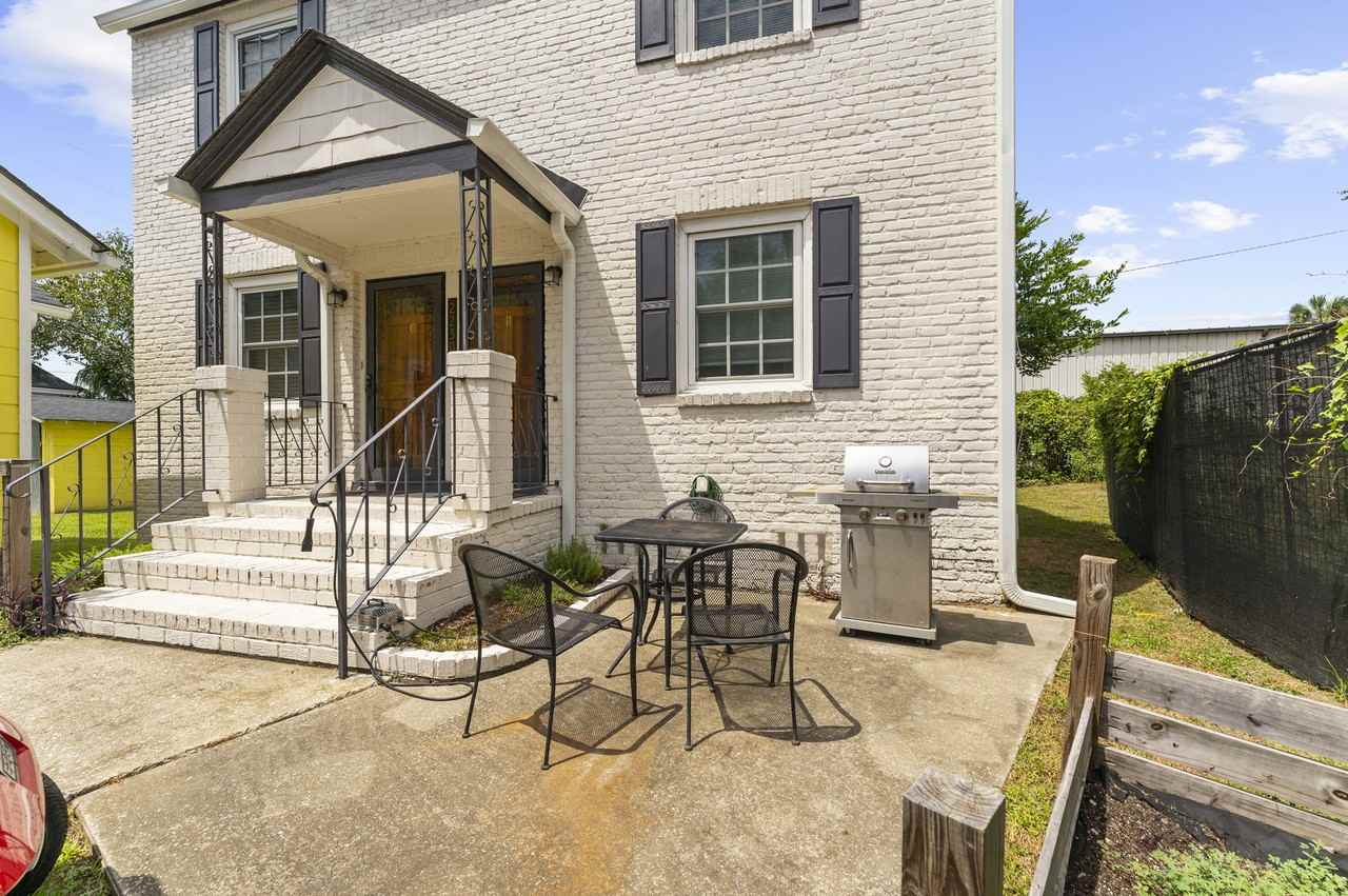 2230 Sunnyside Ave #B - Photo 3 of 33