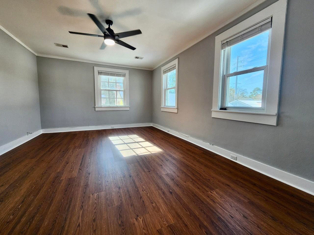 2230 Sunnyside Ave #B - Photo 6 of 33