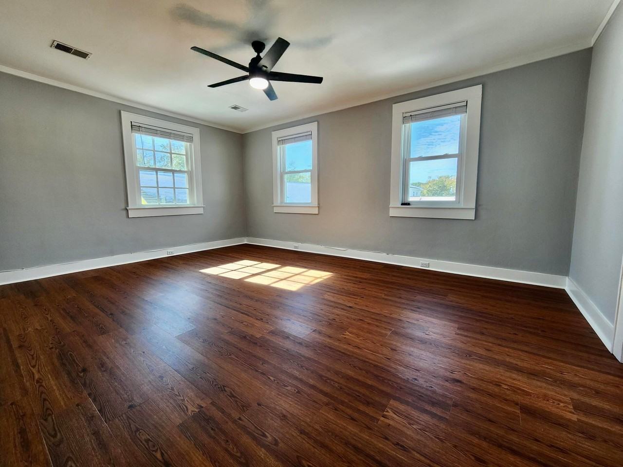 2230 Sunnyside Ave #B - Photo 7 of 33