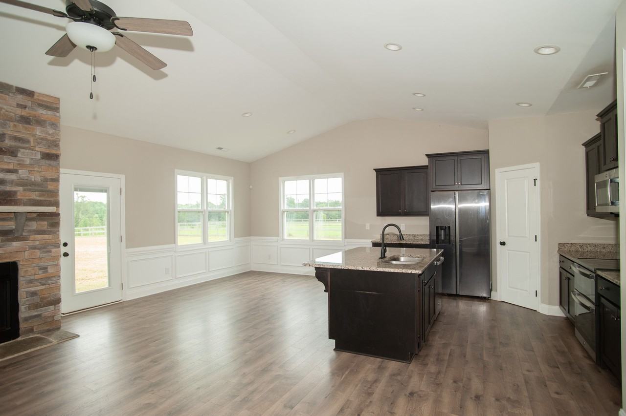 390 Spring Hill Church Rd #1 - Photo 4 of 29