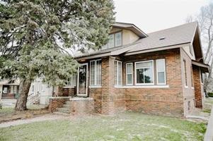 featured image of 2887 Mary St #1