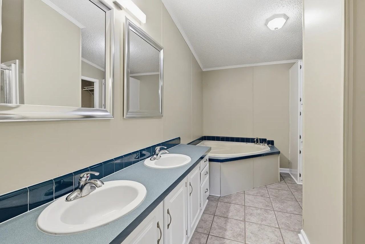 2430 N Flounder Dr #2430 - Photo 4 of 12