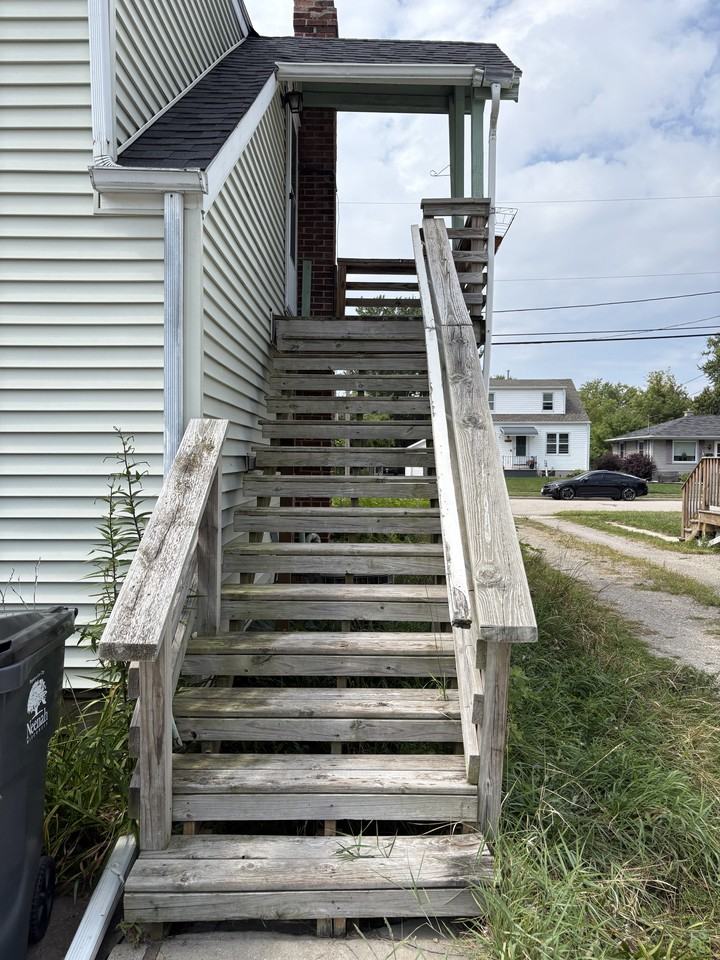 161 Plummer Ave #1 - Photo 2 of 11