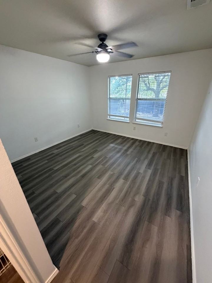 3025 Saint Ursula Dr - Photo 4 of 13