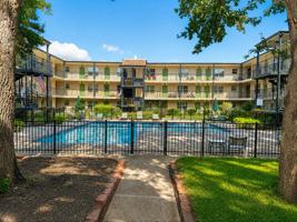featured image of 2724 Whitney Pl #229