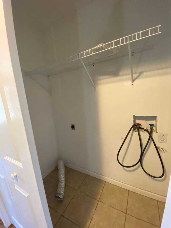 201 Stella Ln. - Photo 6 of 13