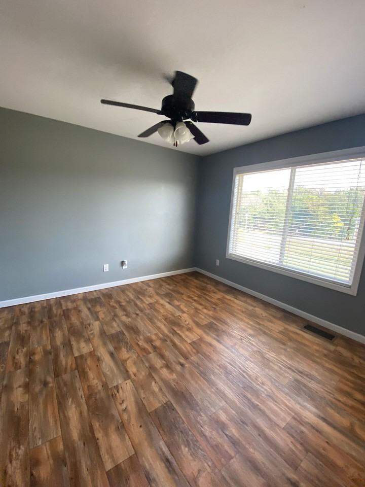 201 Stella Ln. - Photo 7 of 13
