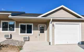 featured image of 471 W Bell Ave