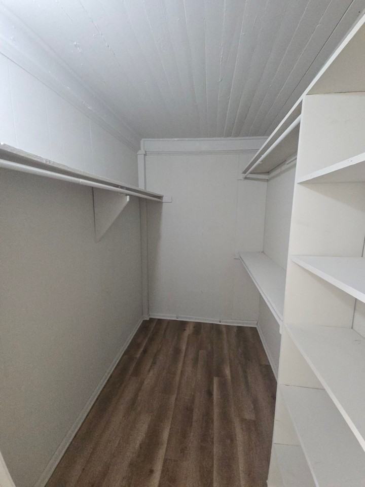 326 Bass St #1 - Photo 6 of 11