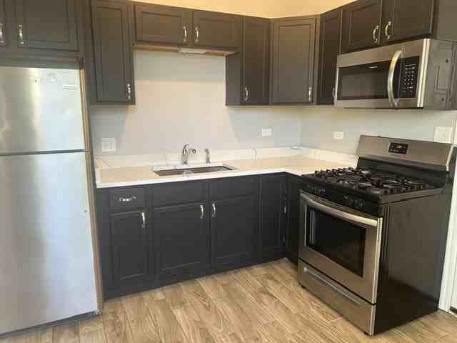 439 W Marquette Rd #439-3 - Photo 4 of 8