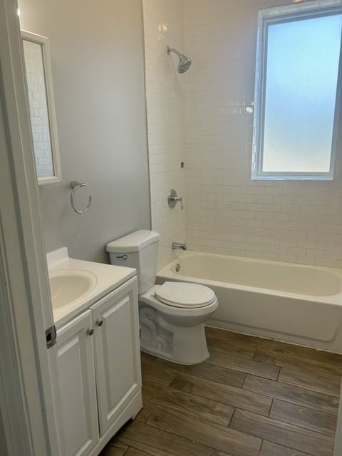 439 W Marquette Rd #439-3 - Photo 5 of 8