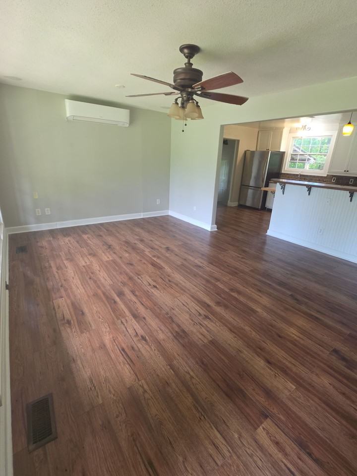 2313 Lynn Rd Nw #1 - Photo 3 of 11
