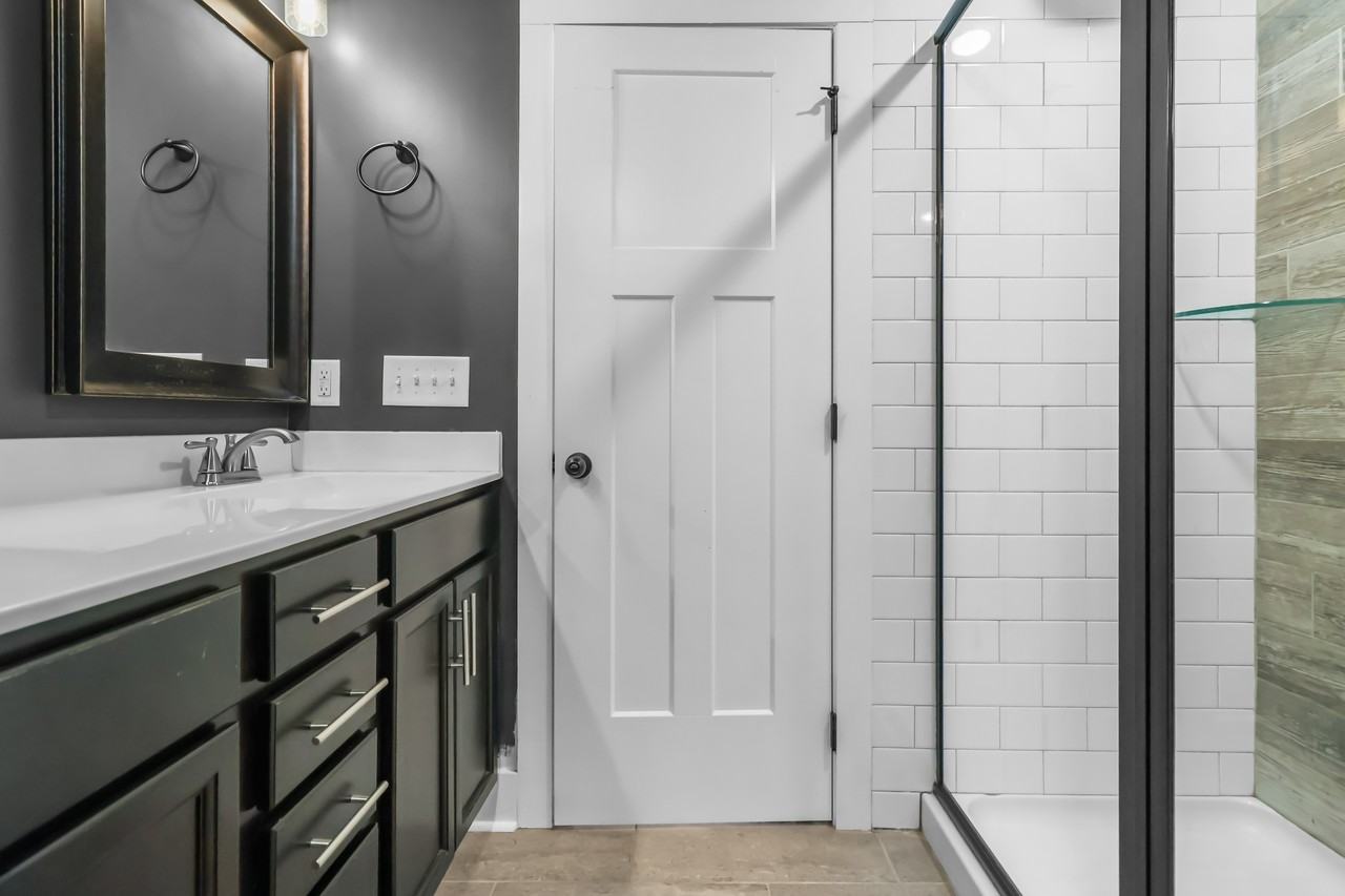 515 Somerset Ln #1 - Photo 6 of 32