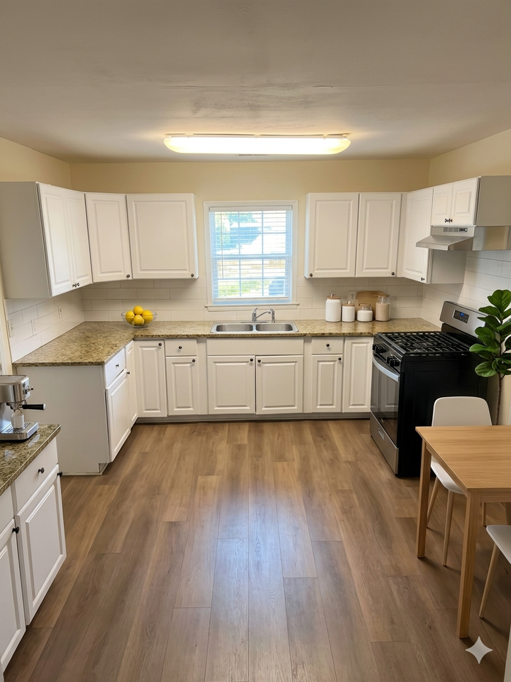 1459 Hawkins St Nw #1 - Photo 5 of 10