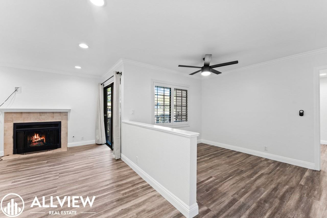 25531 Indian Hill Ln #E - Photo 5 of 22