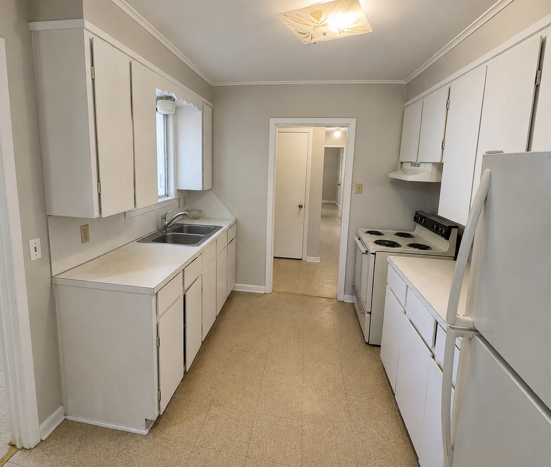 1717 Alison Ave - Photo 5 of 12