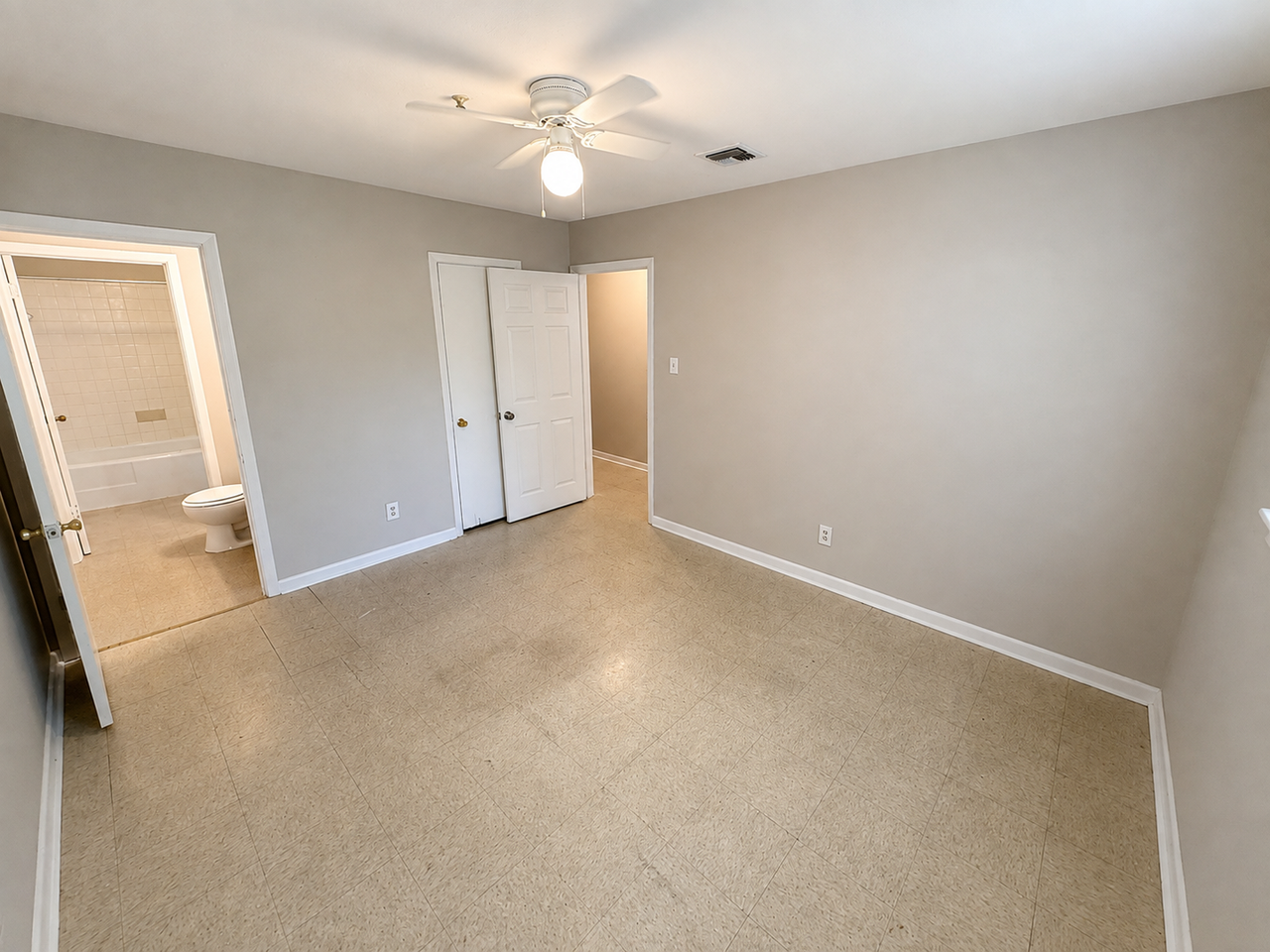 1717 Alison Ave - Photo 7 of 12