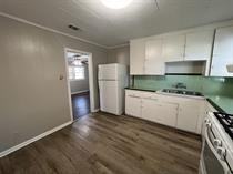 1525 James St #1 - Photo 4 of 6