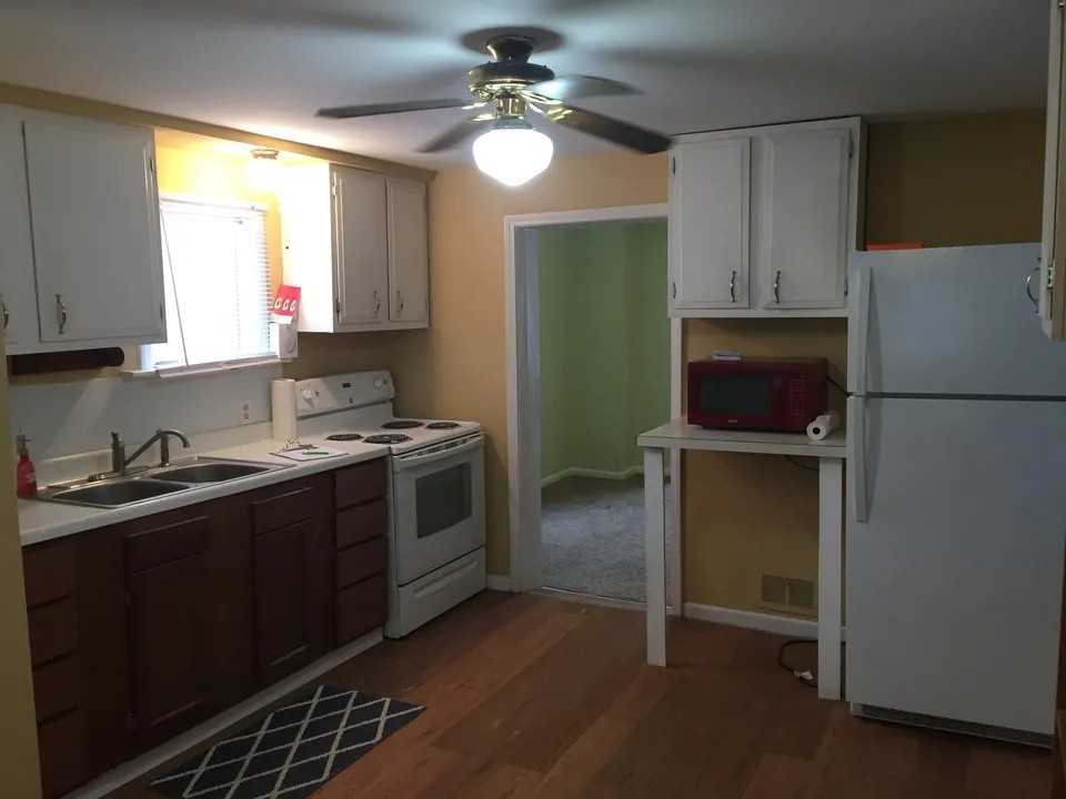 1008 Tweed St #1 - Photo 7 of 27