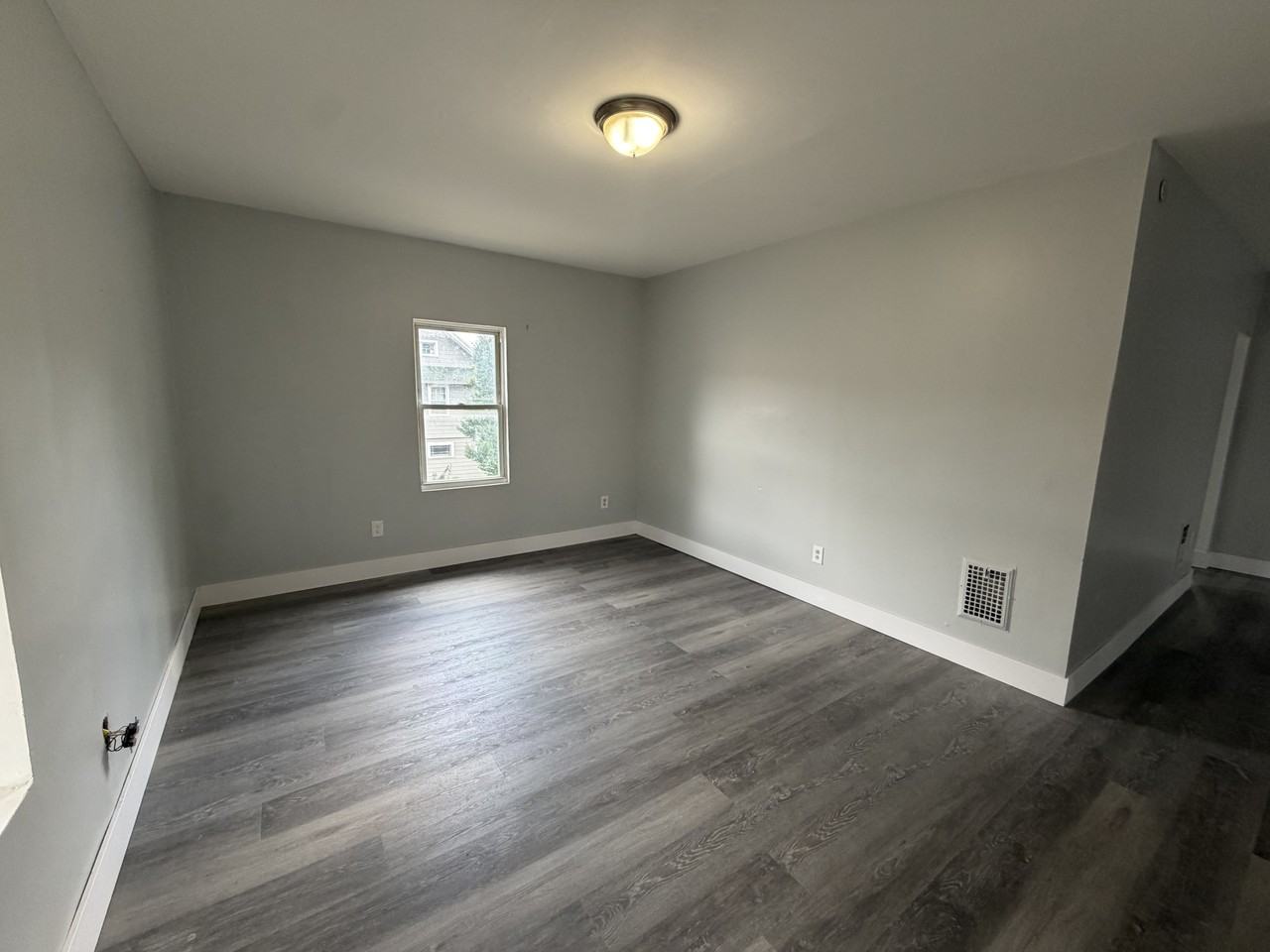 13 Bardin St #3 - Photo 4 of 10
