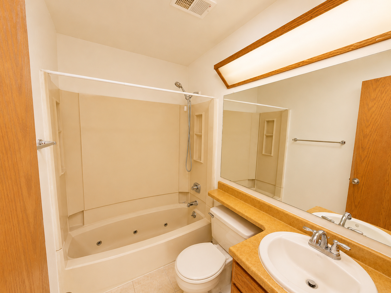 2932 Shadow Creek Dr - Photo 4 of 13