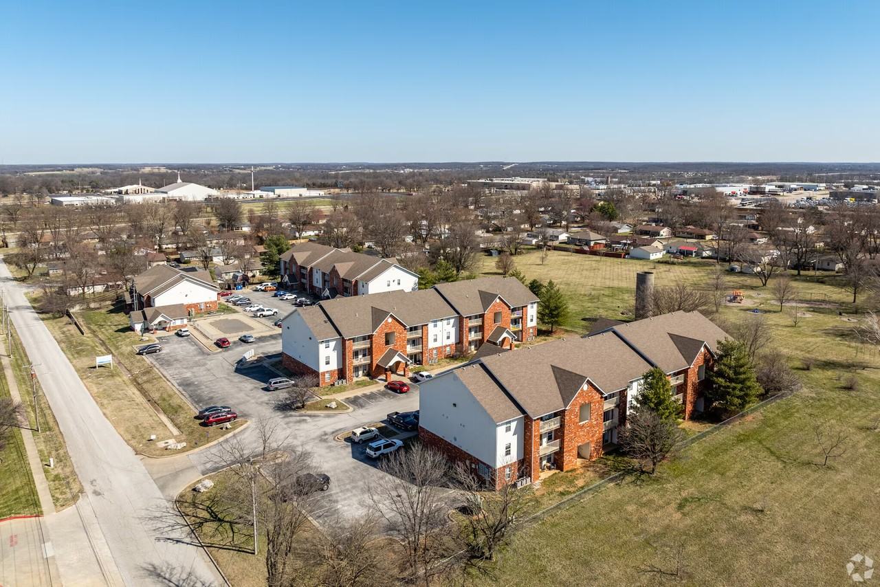 2650 North Barnes Avenue A 16 #A16 - Photo 3 of 4