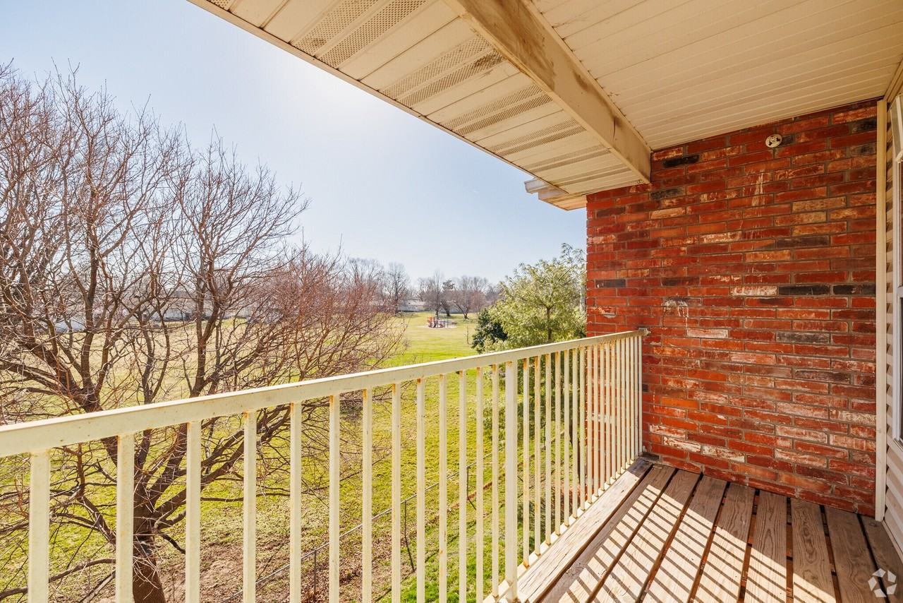 2650 North Barnes Avenue A 16 #A16 - Photo 4 of 4